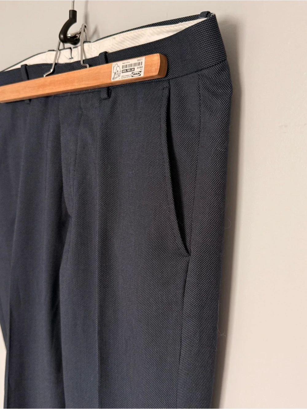 Men’s Skinny Fit Gray H&M Suit 44R Jacket And 36R Pants